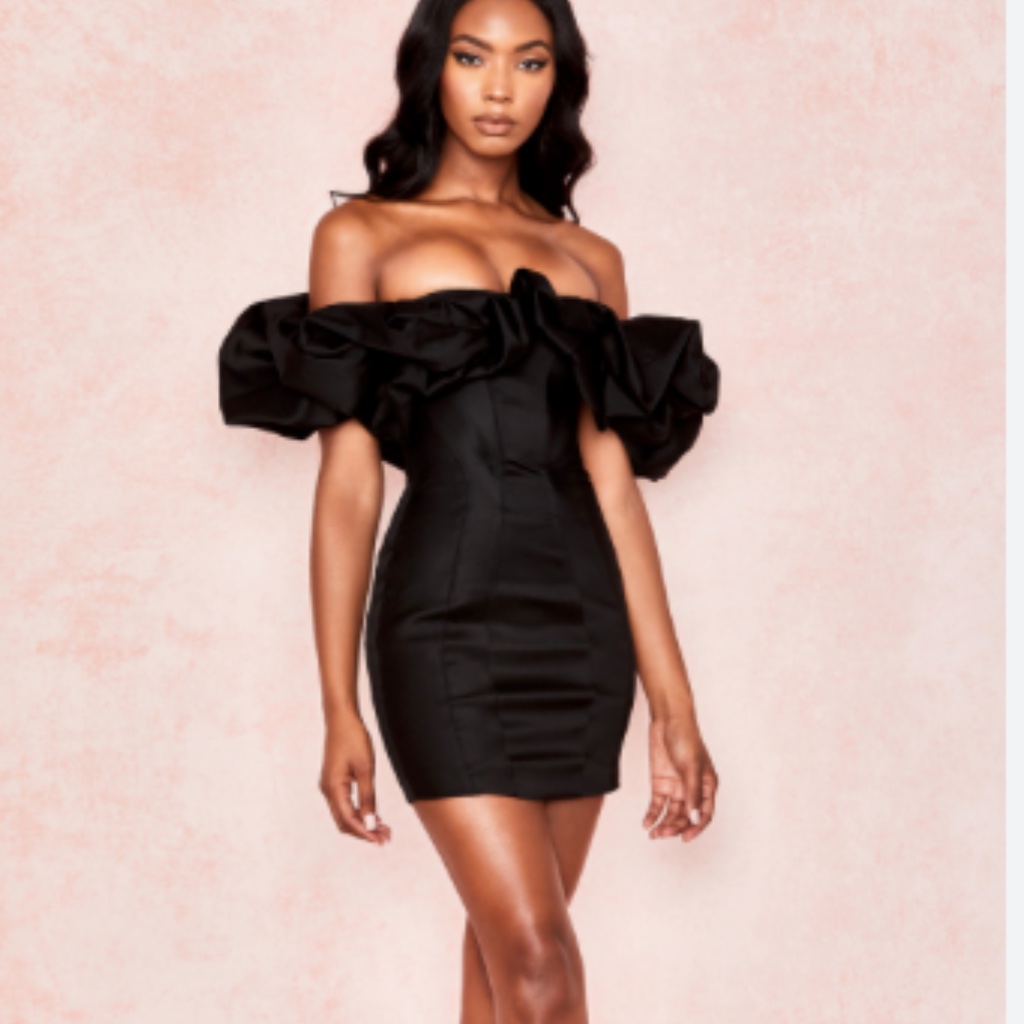 Small Black Selena Dress House Of Cb - New With Tags!